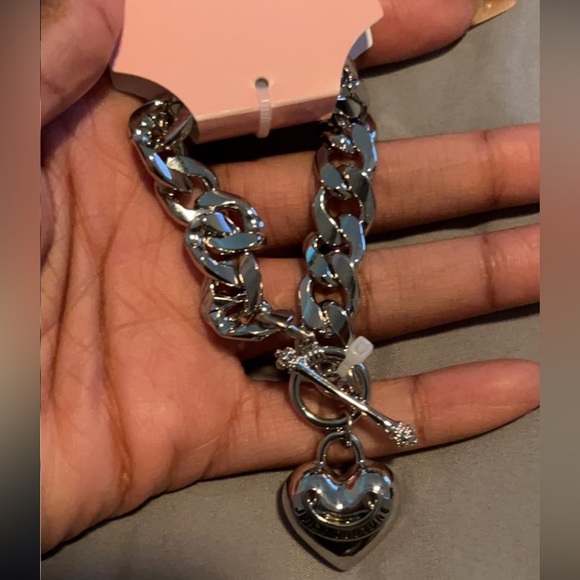 Juicy Couture toggle heart charm bracelet in silver - Picture 3 of 3